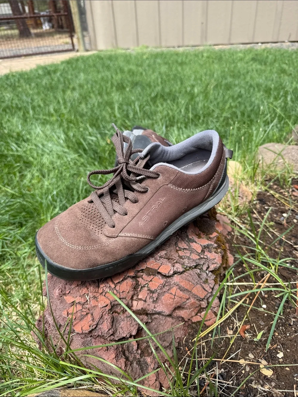 Astral Rover shoes - Picture 2 of 5